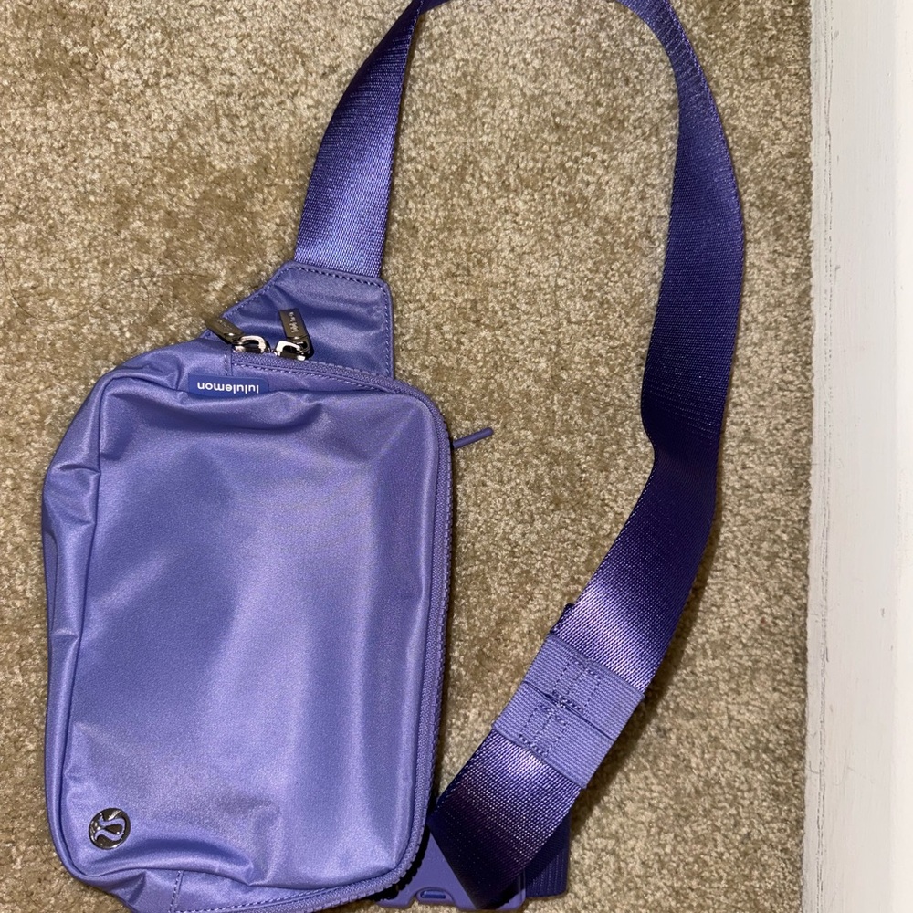 Lululemon belt bag